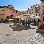Casa Di Ali 因佩里亚