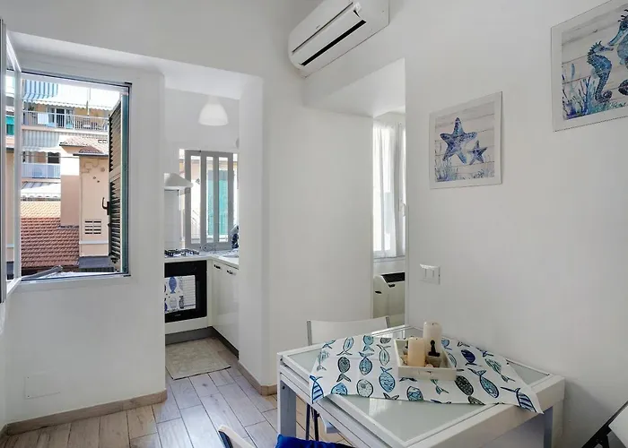 Apartment Casa Di Ali Imperia